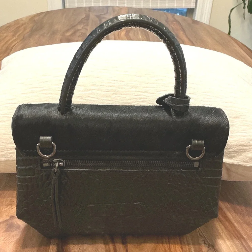 Raviani Designer‎ Top Handle Bag Black Furry Leather Alligator Embossed Purse